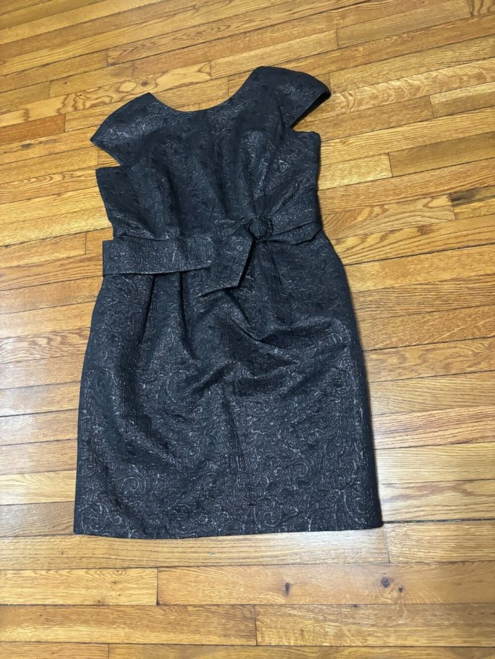 Alex Evenings Womens Dress Size 14 Black Gold Glittery Bow Accent Cap Sleeve - Picture 2 of 6